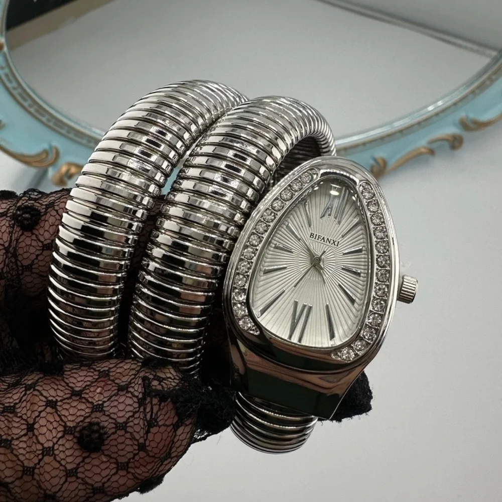 Luxury Serpenti Elegant Silver Wrap Women's Watch - Picture 8 of 11